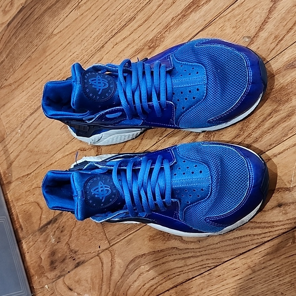 Nike Air Huarache Sneakers
